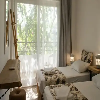 Hotel Pataros