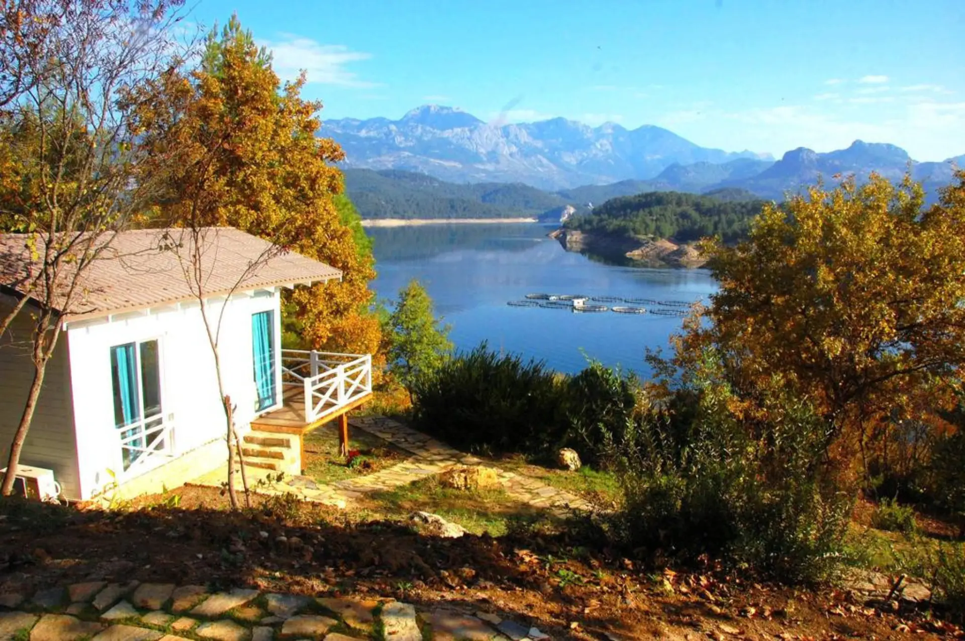 Saklı Göl Evleri Glamping Resort