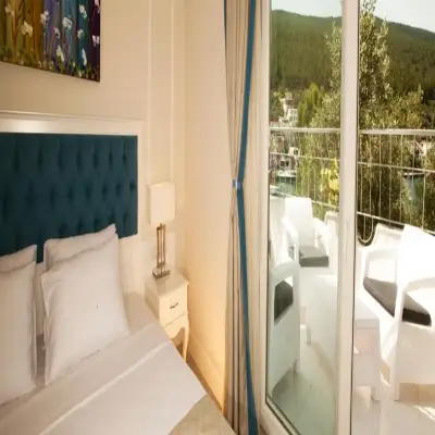 Zena Hotel