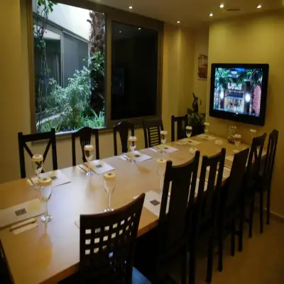 Lvzz Hotel