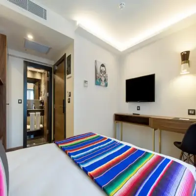 Hay Otel Alsancak