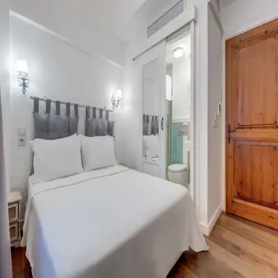 Ela Tenedos Otel, +12