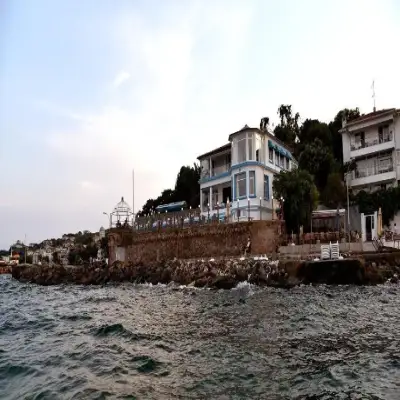 Pyrgos Otel Restaurant