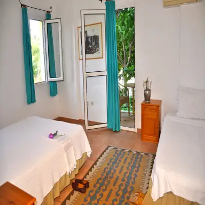 Emel Hotel, Güzelçamlı