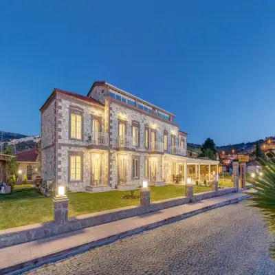 Navalia Otel