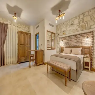 Navalia Otel