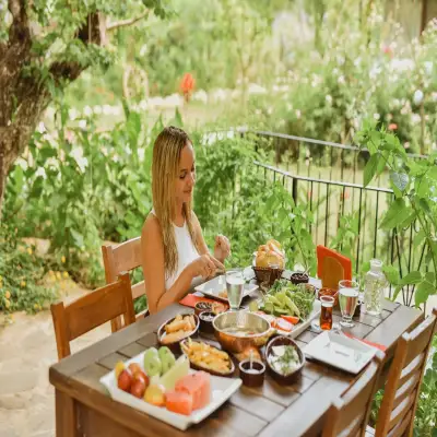 Piramit Otel