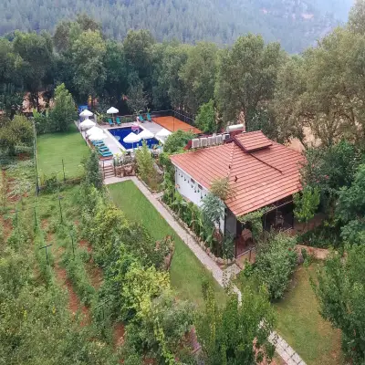Piramit Otel