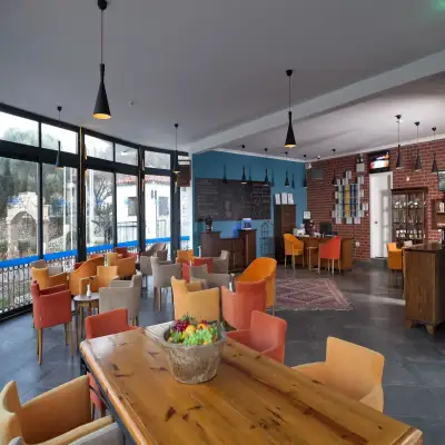 Maya Bistro Hotel Beach