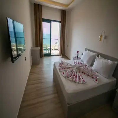 Life Point Hotel, Çiftlikköy