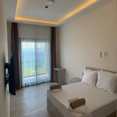 Life Point Hotel, Çiftlikköy