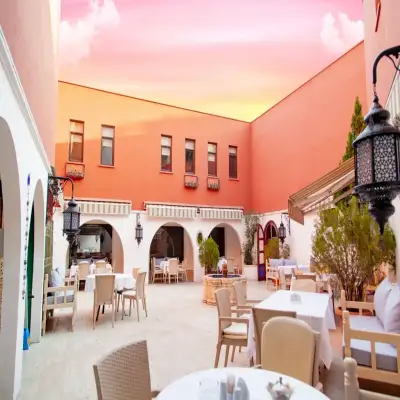 Ala Han Hotel