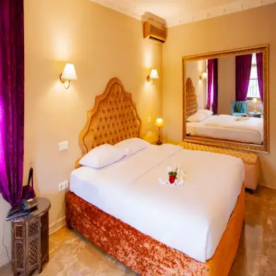 Ala Han Hotel