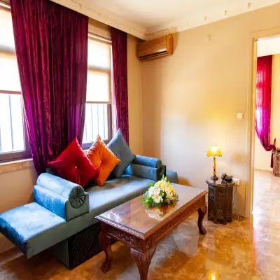 Ala Han Hotel