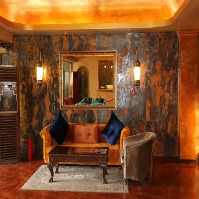 Ala Han Hotel