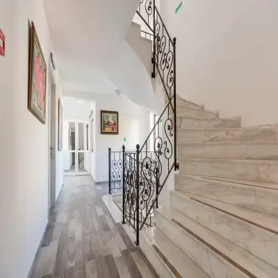 Taşada Karaburun