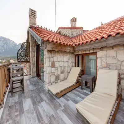Taşada Karaburun