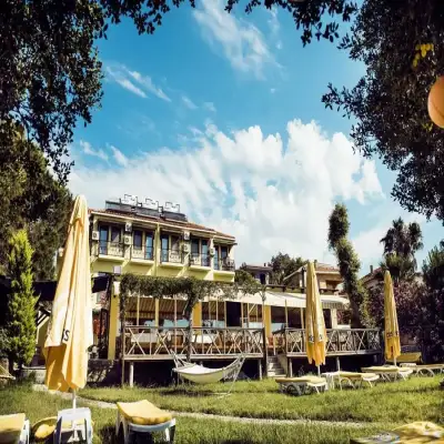 Limonata Otel, +12