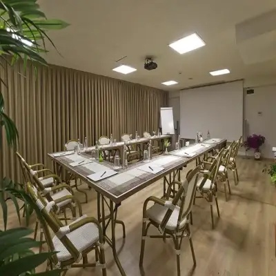 Kapari Otel
