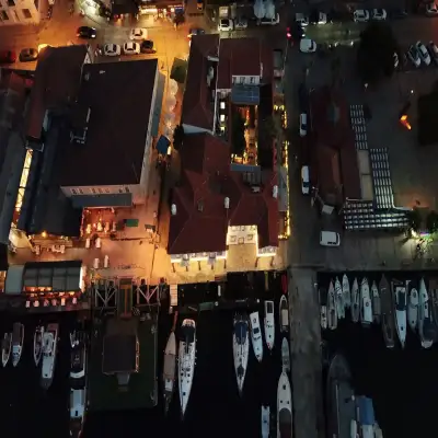 Gümrük Otel, +14