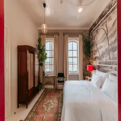 Gümrük Otel, +14