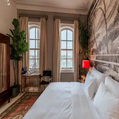 Gümrük Otel, +14