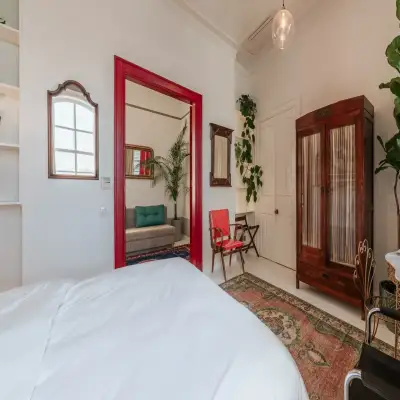 Gümrük Otel, +14