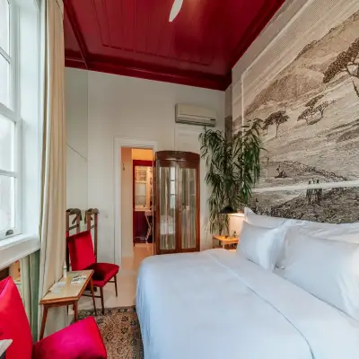 Gümrük Otel, +14