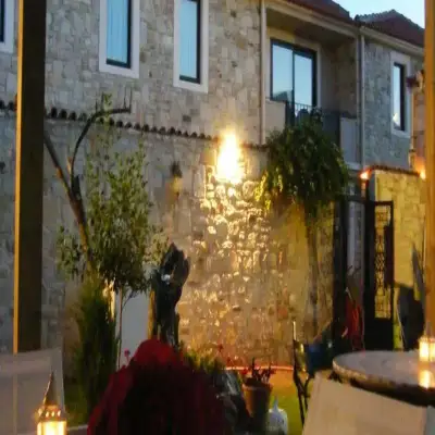 Griffon Hotel