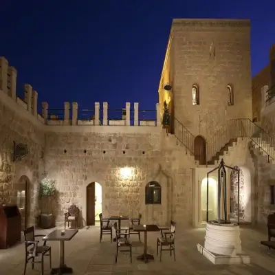 Kasr-ı Nehroz Hotel, Midyat