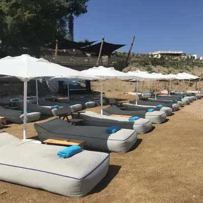 La Local Beach House, +12