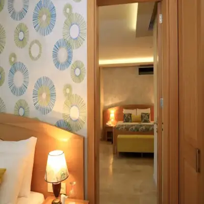 Loryma Luxury Hotel, +8