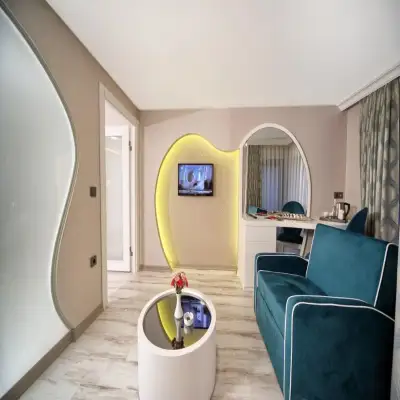 Demonti Otel Kavaklıdere