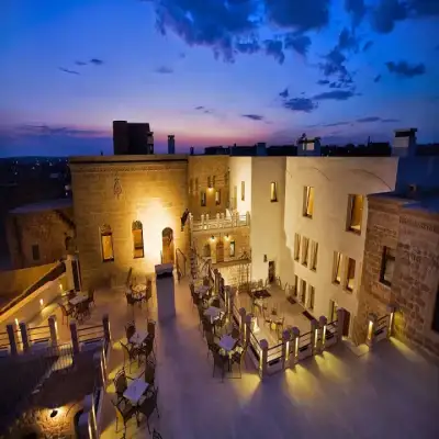 Kasr-ı Nehroz Hotel, Midyat