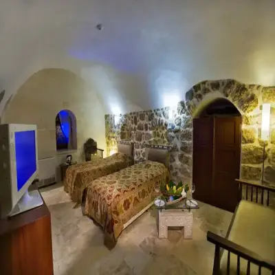 Kasr-ı Nehroz Hotel, Midyat