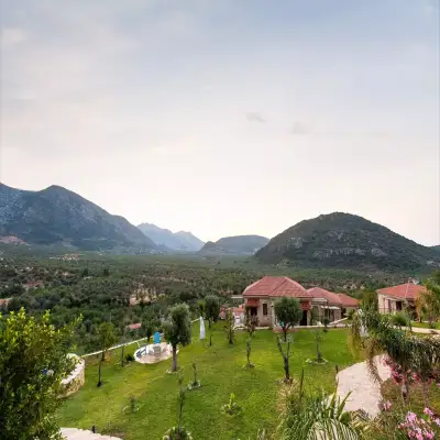 Karia Hotel