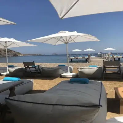 La Local Beach House, +12