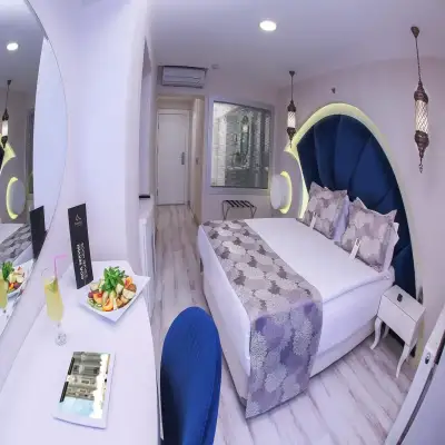Demonti Otel Kavaklıdere