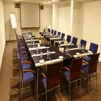Hotel Beyond - Alsancak