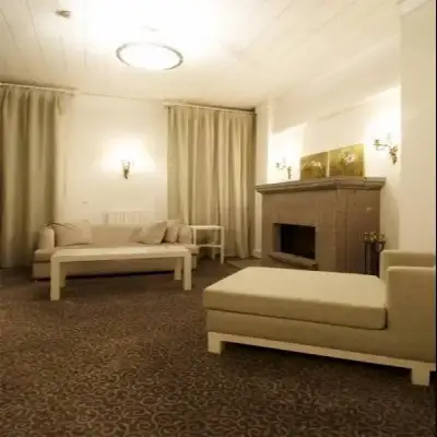Kar's Hotel