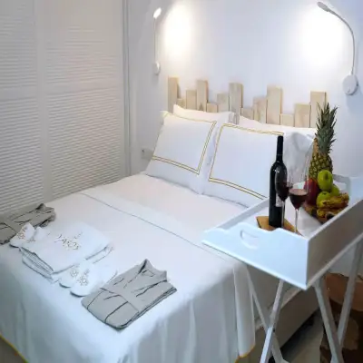 Yaso's By The Sea, Ardıç