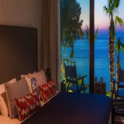 La Local Beach House, +12