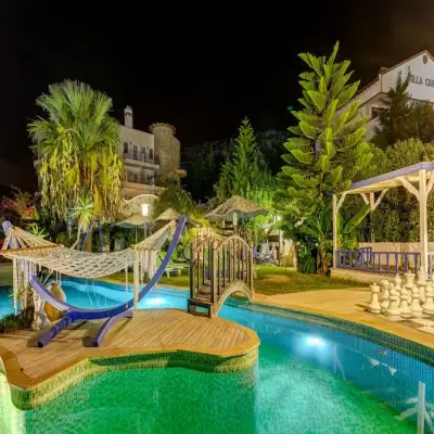 Villa Aşina Otel