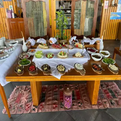 Maya Bistro Hotel Beach