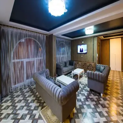 Kars-ı Şirin Otel