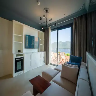 Casa Nonna, Yetişkin Oteli