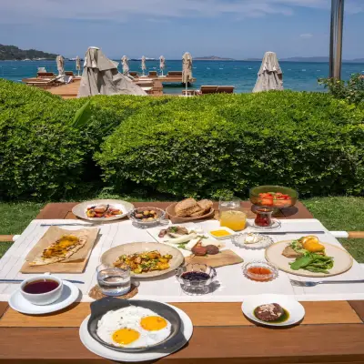 Casa Dell Arte Hotel, +12