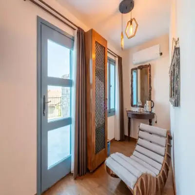 Rebetiko Otel