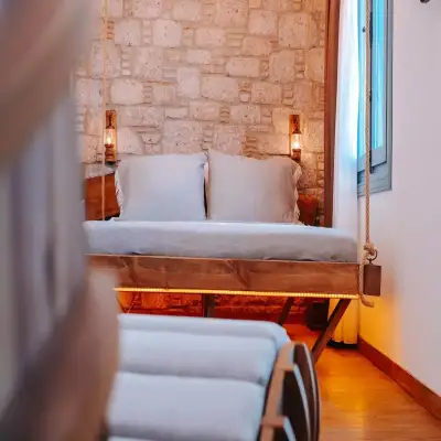 Rebetiko Otel