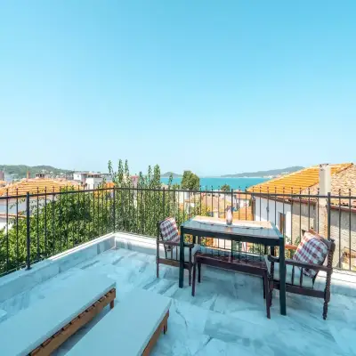 Rebetiko Otel